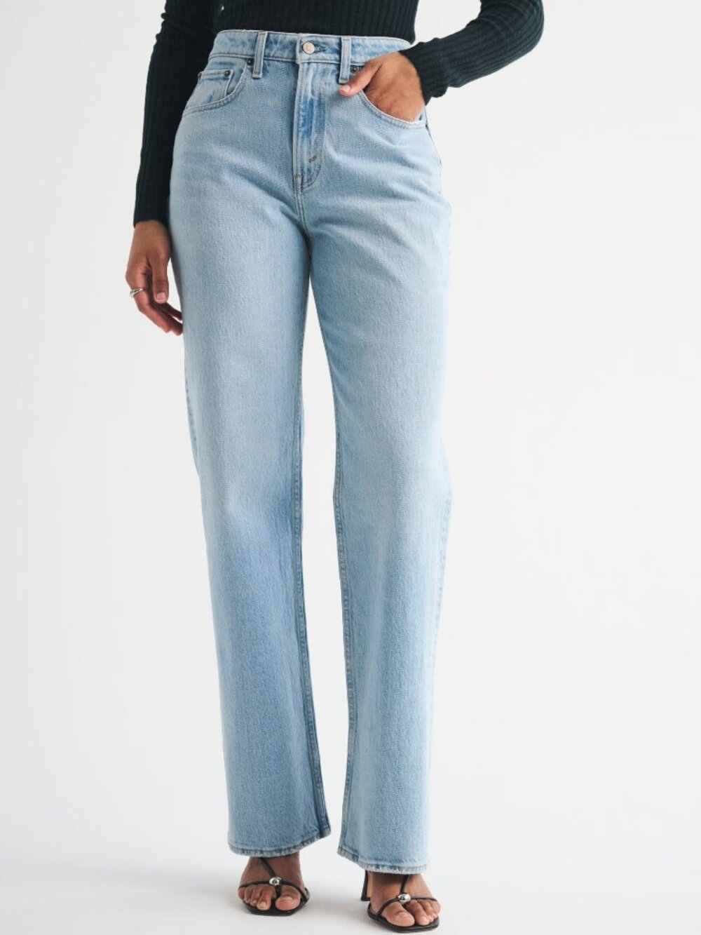 Abercrombie Curve Love High Rise 90s Relaxed Jean
